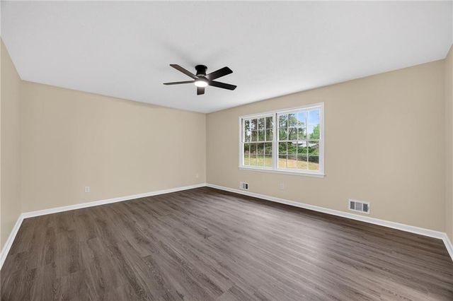 1330 Grovenor way, Riverdale, GA 30296