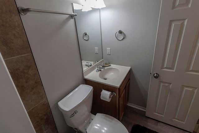 204 WHEATON CT, Columbia, MO 65203