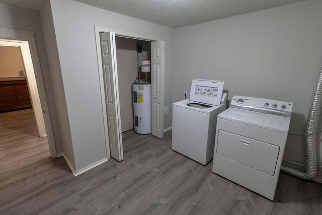 204 WHEATON CT, Columbia, MO 65203