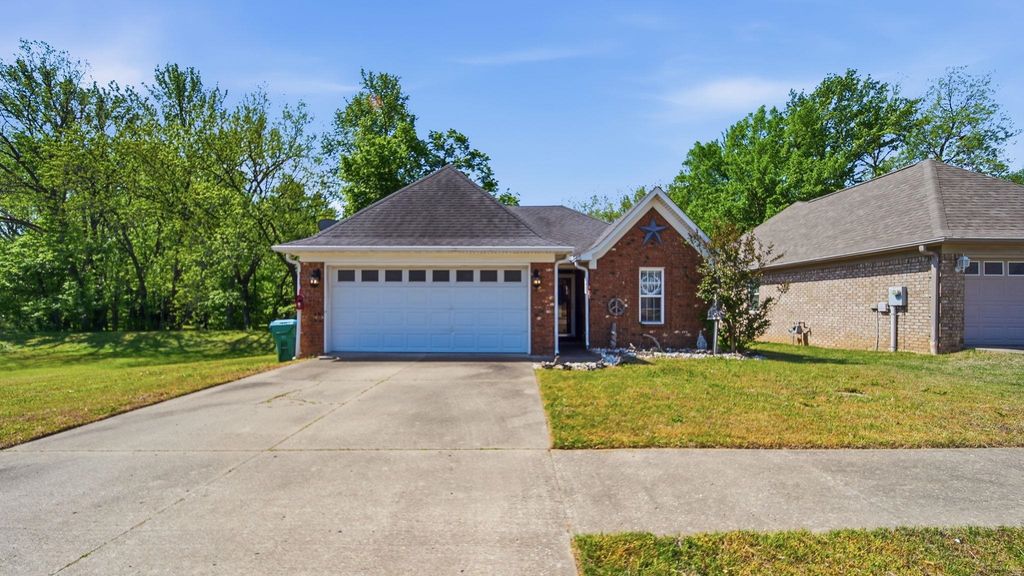73 PARKSIDE CV, Munford, TN 38058