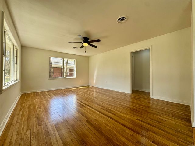 1204 Harton Street, Conway, AR 72032