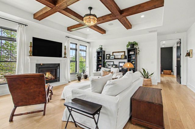 2201 Pepper Ridge Road, Valparaiso, IN 46385
