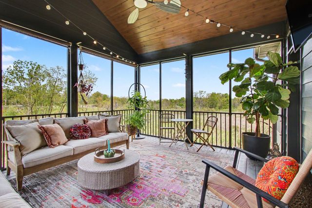 2201 Pepper Ridge Road, Valparaiso, IN 46385