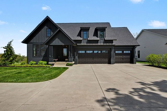 2201 Pepper Ridge Road, Valparaiso, IN 46385