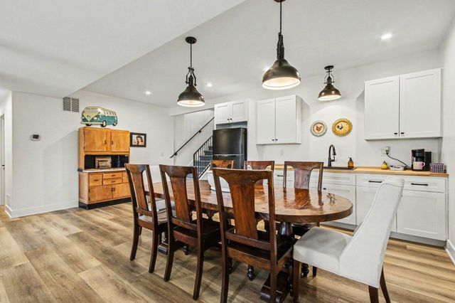 2201 Pepper Ridge Road, Valparaiso, IN 46385