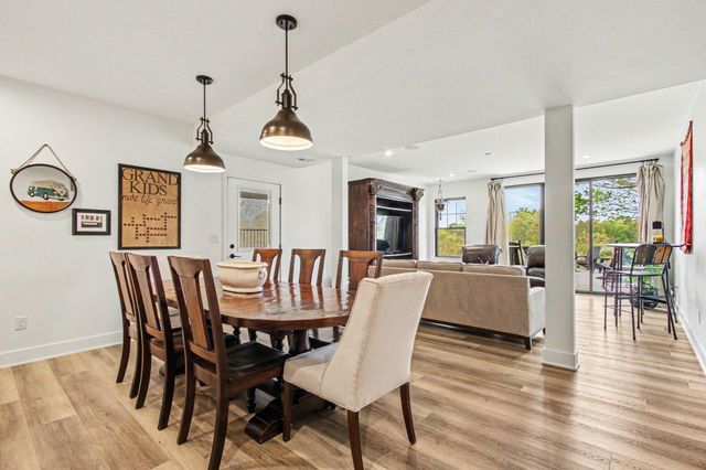 2201 Pepper Ridge Road, Valparaiso, IN 46385
