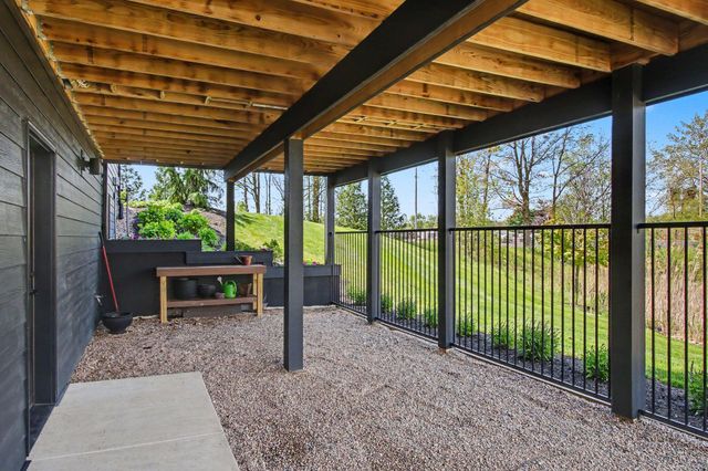 2201 Pepper Ridge Road, Valparaiso, IN 46385
