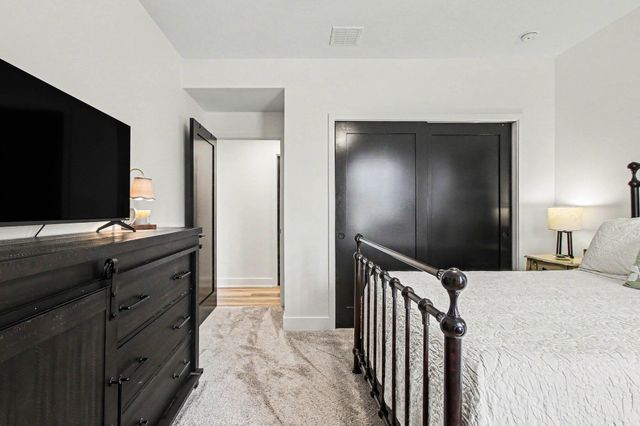 2201 Pepper Ridge Road, Valparaiso, IN 46385