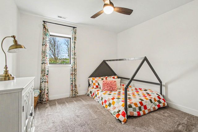 2201 Pepper Ridge Road, Valparaiso, IN 46385