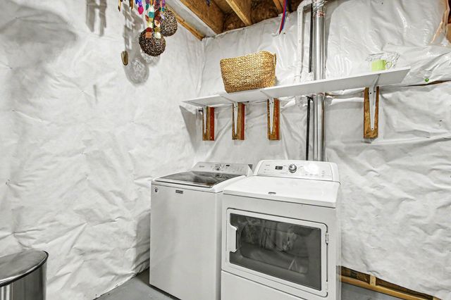 2201 Pepper Ridge Road, Valparaiso, IN 46385