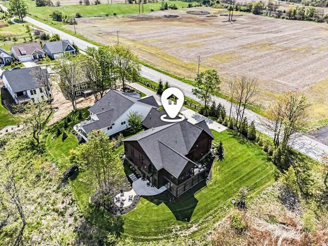 2201 Pepper Ridge Road, Valparaiso, IN 46385
