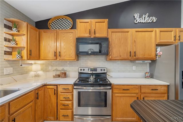 209 Dolores South, Salina, NY 13212