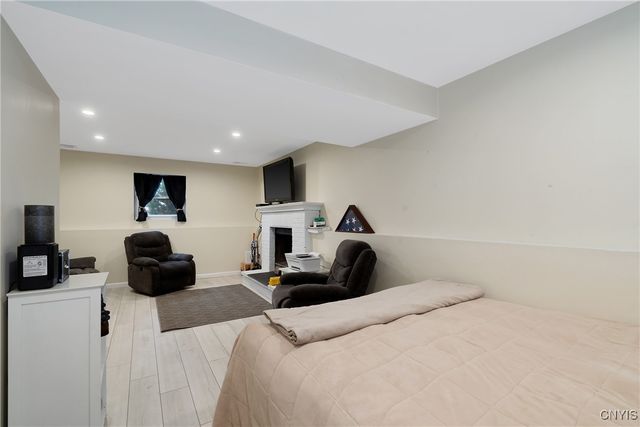 209 Dolores South, Salina, NY 13212