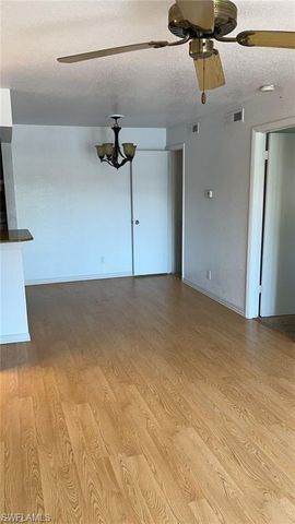 2855 Winkler AVE 109, Fort Myers, FL 33916