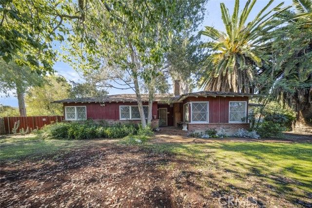 7719 Yolanda Avenue, Reseda (los Angeles), CA 91335