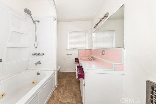 7719 Yolanda Avenue, Reseda (los Angeles), CA 91335