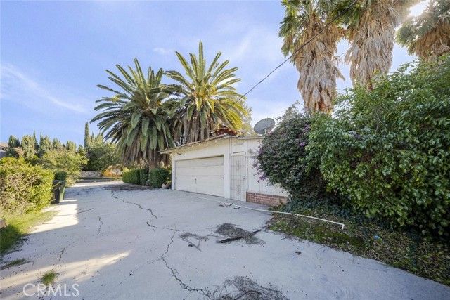 7719 Yolanda Avenue, Reseda (los Angeles), CA 91335