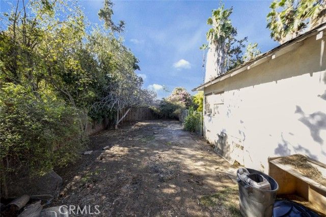 7719 Yolanda Avenue, Reseda (los Angeles), CA 91335