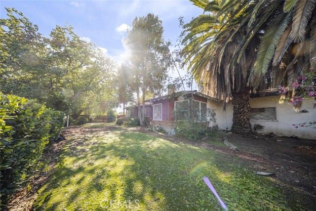 7719 Yolanda Avenue, Reseda (los Angeles), CA 91335