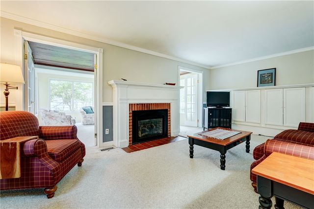 95 Brook Road, Pittsford, NY 14534