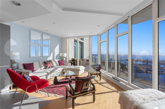 175 1ST STREET S 2107, St Petersburg, FL 33701