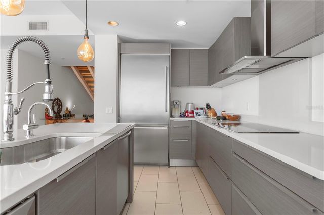 175 1ST STREET S 2107, St Petersburg, FL 33701