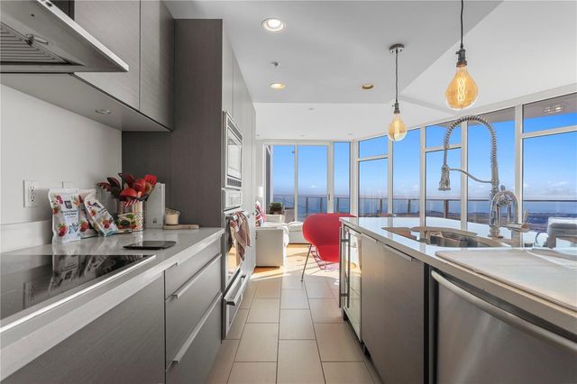 175 1ST STREET S 2107, St Petersburg, FL 33701