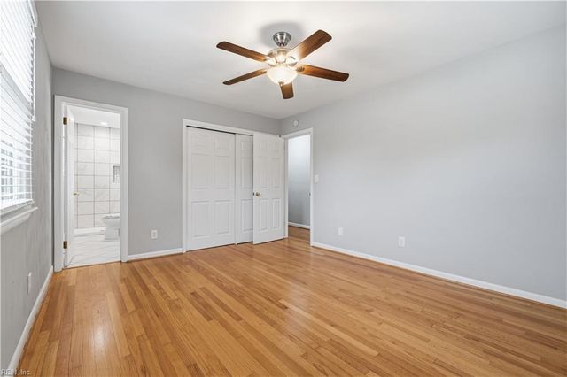 212 Hallbridge DR, Chesapeake, VA 23322