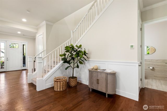 5716 197th Place SE, Bothell, WA 98012