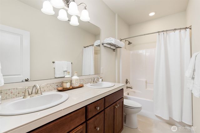 5716 197th Place SE, Bothell, WA 98012