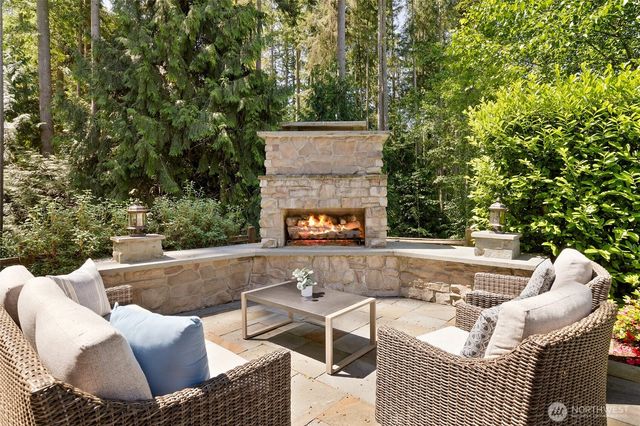 5716 197th Place SE, Bothell, WA 98012