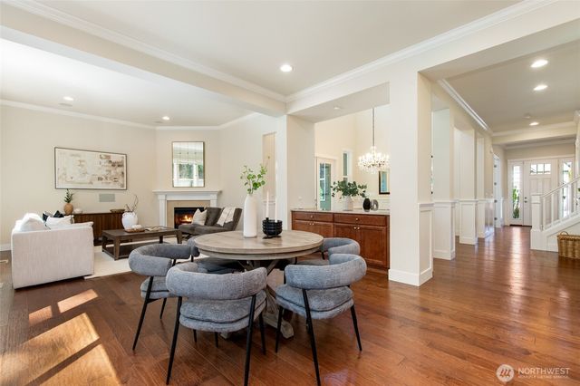 5716 197th Place SE, Bothell, WA 98012