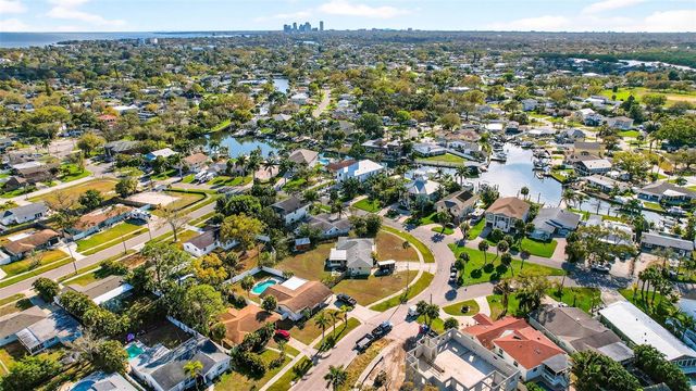 1722 BAYOU GRANDE BOULEVARD NE, St Petersburg, FL 33703
