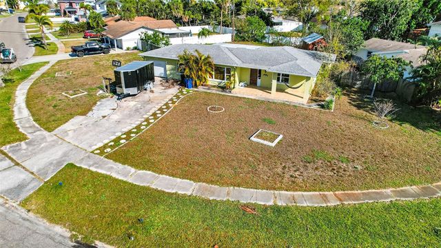 1722 BAYOU GRANDE BOULEVARD NE, St Petersburg, FL 33703