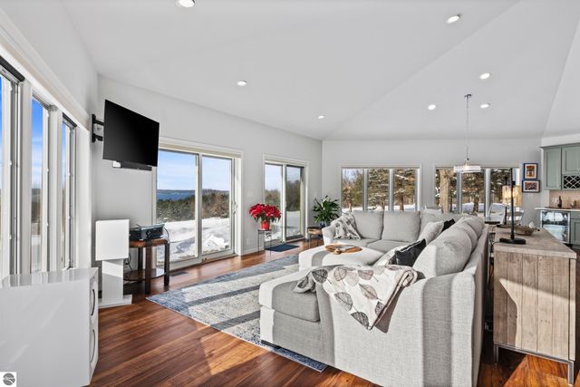 9065 Windigo Trail, Alden, MI 49612