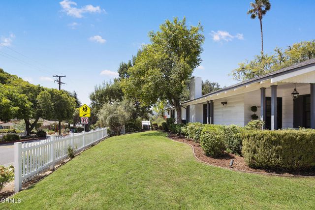 1200 Fernside Drive, La Canada Flintridge, CA 91011