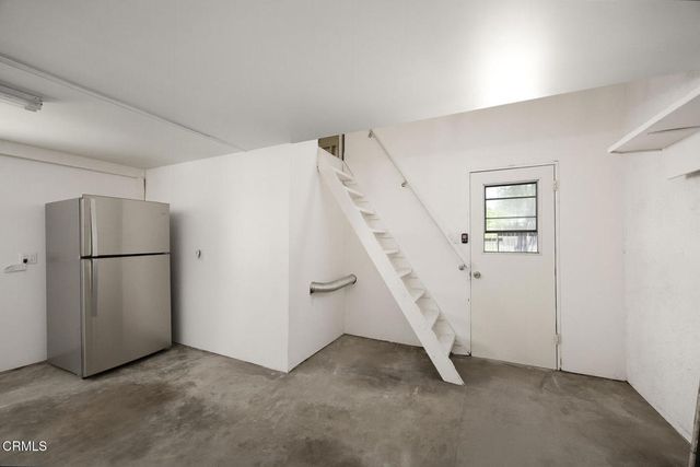 1200 Fernside Drive, La Canada Flintridge, CA 91011