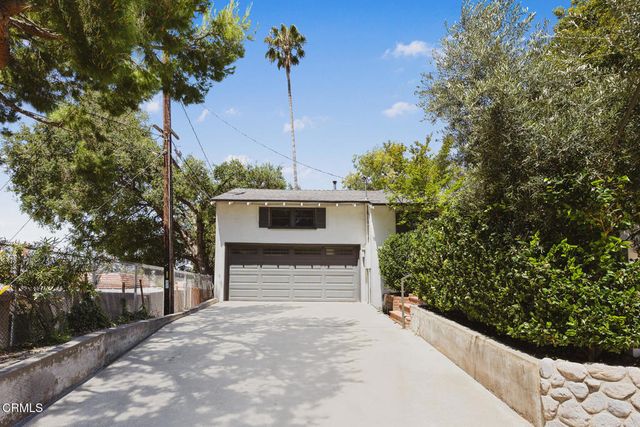 1200 Fernside Drive, La Canada Flintridge, CA 91011