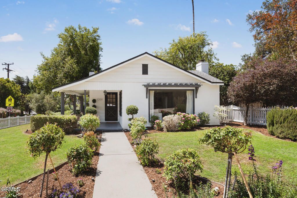 1200 Fernside Drive, La Canada Flintridge, CA 91011