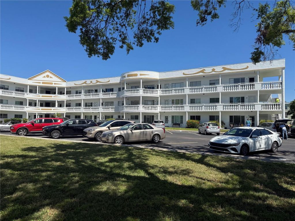2428 COLUMBIA DRIVE 72, Clearwater, FL 33763