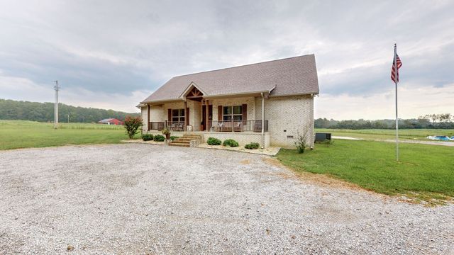 1318 Old Seminary Rd, Manchester, TN 37355