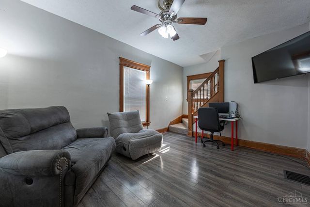 215 Monroe Street, Middletown, OH 45042