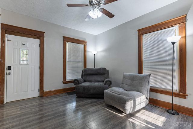 215 Monroe Street, Middletown, OH 45042