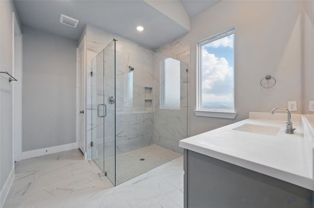 2236 Emerald Drive, Waxahachie, TX 75167