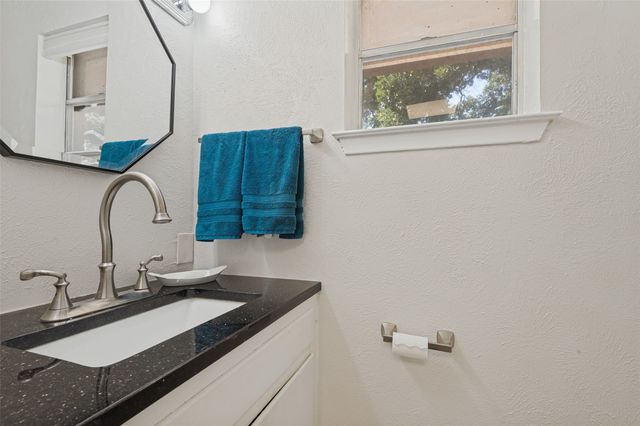3005 Coronado Street, Irving, TX 75062