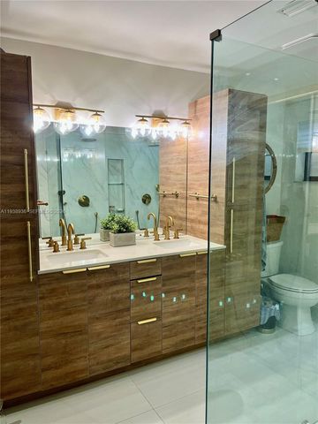 6201 Portsmouth Ln, Davie, FL 33331