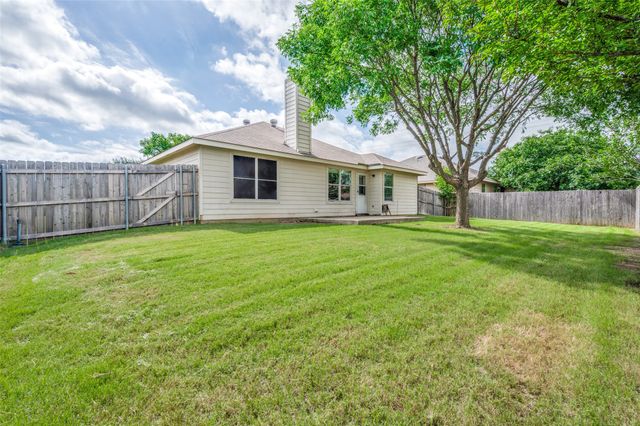 3705 Hermalinda Drive, Denton, TX 76207