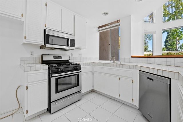 19 Stream Street, Laguna Niguel, CA 92677