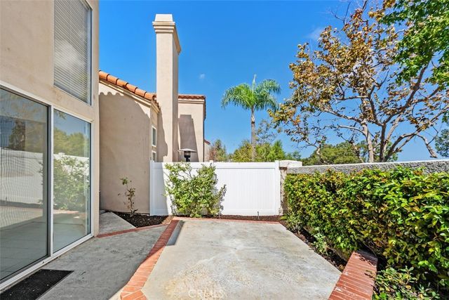 19 Stream Street, Laguna Niguel, CA 92677