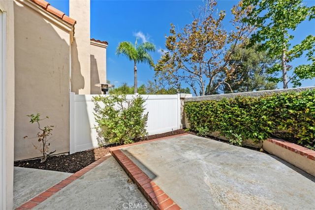 19 Stream Street, Laguna Niguel, CA 92677
